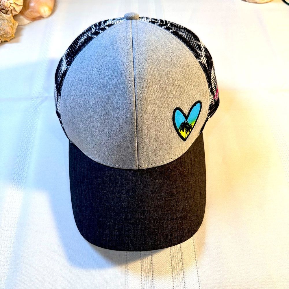 Grace Folly Beach Trucker Hats for Women ‘s Snapback Baseball Cap